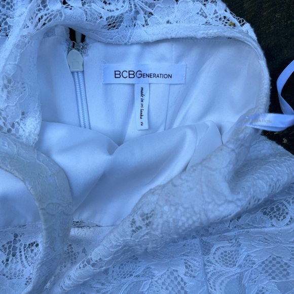 BCBGeneration White Lace Midi Halter Dress Size 2 NWOT - Picture 6 of 12